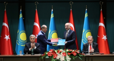 KAZAKİSTAN İLE TRANSİT GEÇİŞ BELGESİ KOTASI 15 BİNE ÇIKARILACAK