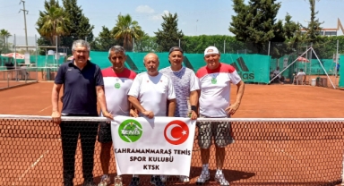 Kort tenisinde Kahramanmaraşlı Kemal Canlı şampiyon oldu