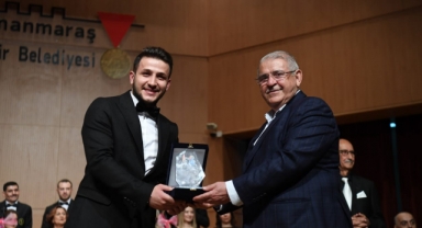 Onikişubat Belediyesi’nin ‘Sevgi Şarkıları Konseri’ne yoğun ilgi