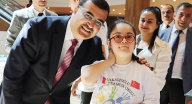 ÖZEL EĞİTİM ÖĞRENCİLERİNDEN ÖZEL SERGİ
