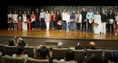 - SANKO ÜNİVERSİTESİ TİYATRO KULÜBÜ OYUN SERGİLEDİ