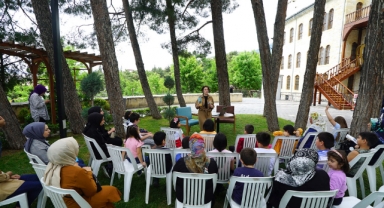 Usta Yazarlar Kahramanmaraşlı Kitapseverlerle Buluştu