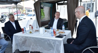 VALİ COŞKUN RAMAZAN BAYRAMI MÜNASEBETİYLE GÜVENLİK GÜÇLERİMİZİ ZİYARET ETTİ