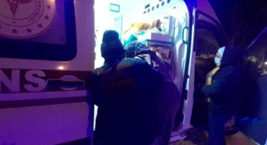 Afşin’de iki otomobil çarpıştı: 5 yaralı