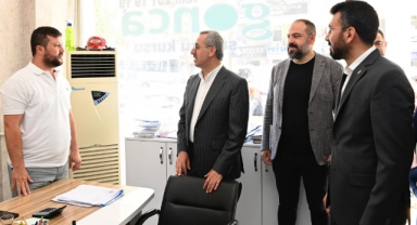 Başkan Güngör Azerbaycan Bulvarı’nda Esnaflarla Bir Araya Geldi