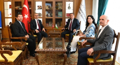 Başkan Güngör Özbekistan Heyetini Makamında Ağırladı