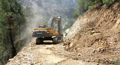 Büyükşehir Yavşan Yaylası İçin Yeni Yol Açıyor
