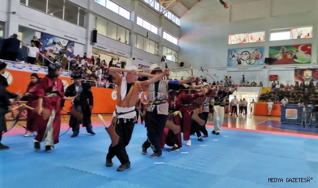 Kahramanmaraş’ta yaz spor okulu açıldı 