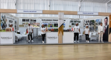TANITIM GÜNLERİNİN EN İLGİ ODAĞI ‘TÜRKOĞLU’NUN YAYLA ÇİLEKLERİ OLDU’
