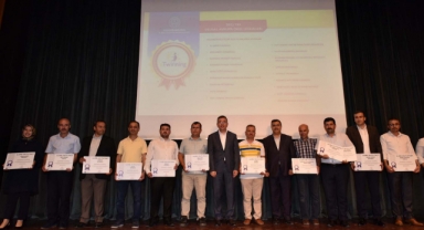 VALİ COŞKUN, SERA HASAT ŞENLİĞİ PROGRAMINA KATILDI