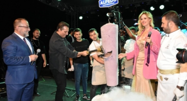 Afşin Festivali’ne Lavantalı Kahramanmaraş Dondurması Damga Vurdu!