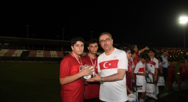 Başkan Güngör: “Asla Yalnız Değilsiniz”
