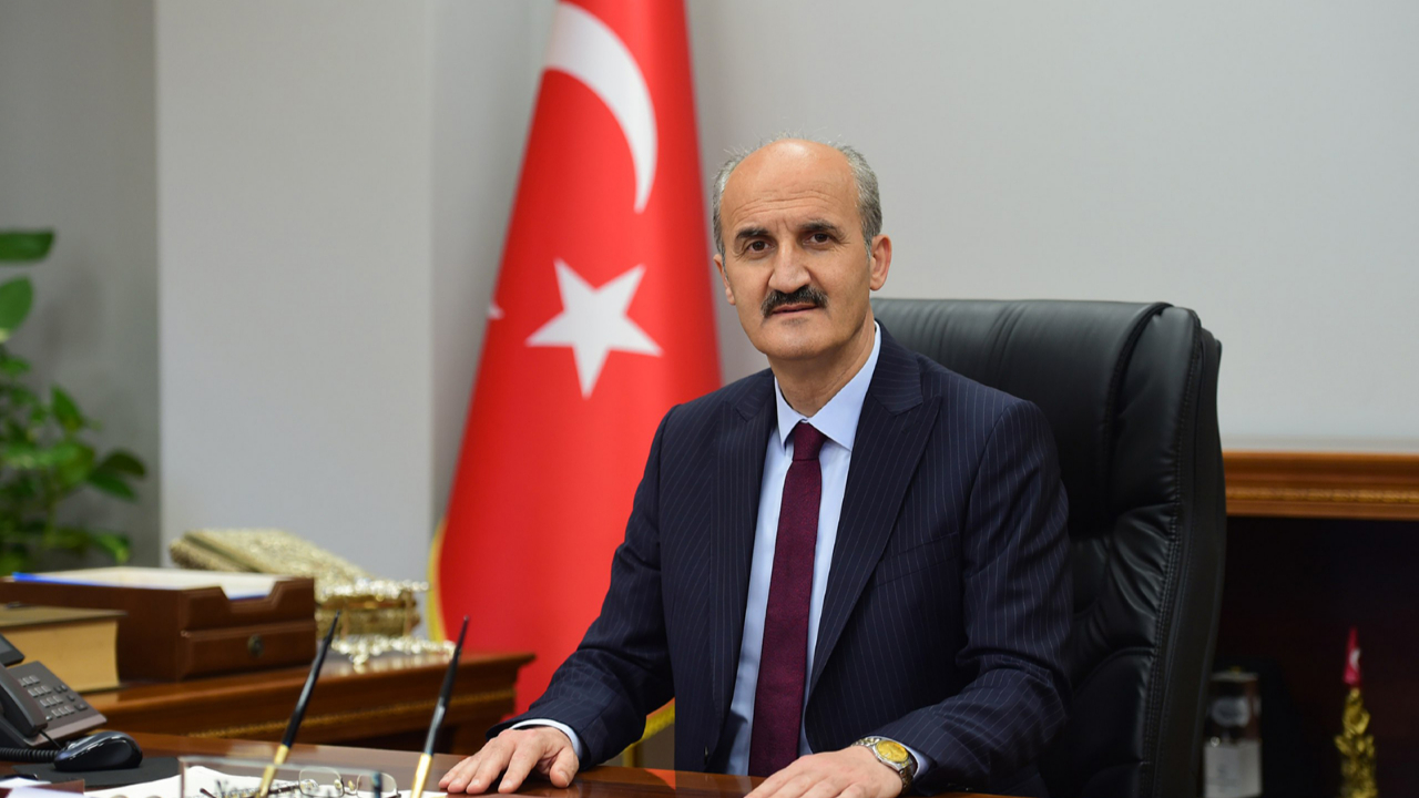 BAŞKAN OKAY'IN 15 TEMMUZ DEMOKRASİ VE MİLLİ BİRLİK GÜNÜ MESAJI