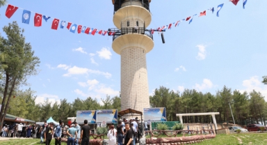 BAYRAMIN TADINI HEYECAN BAHÇESİNDE ÇIKARDILAR