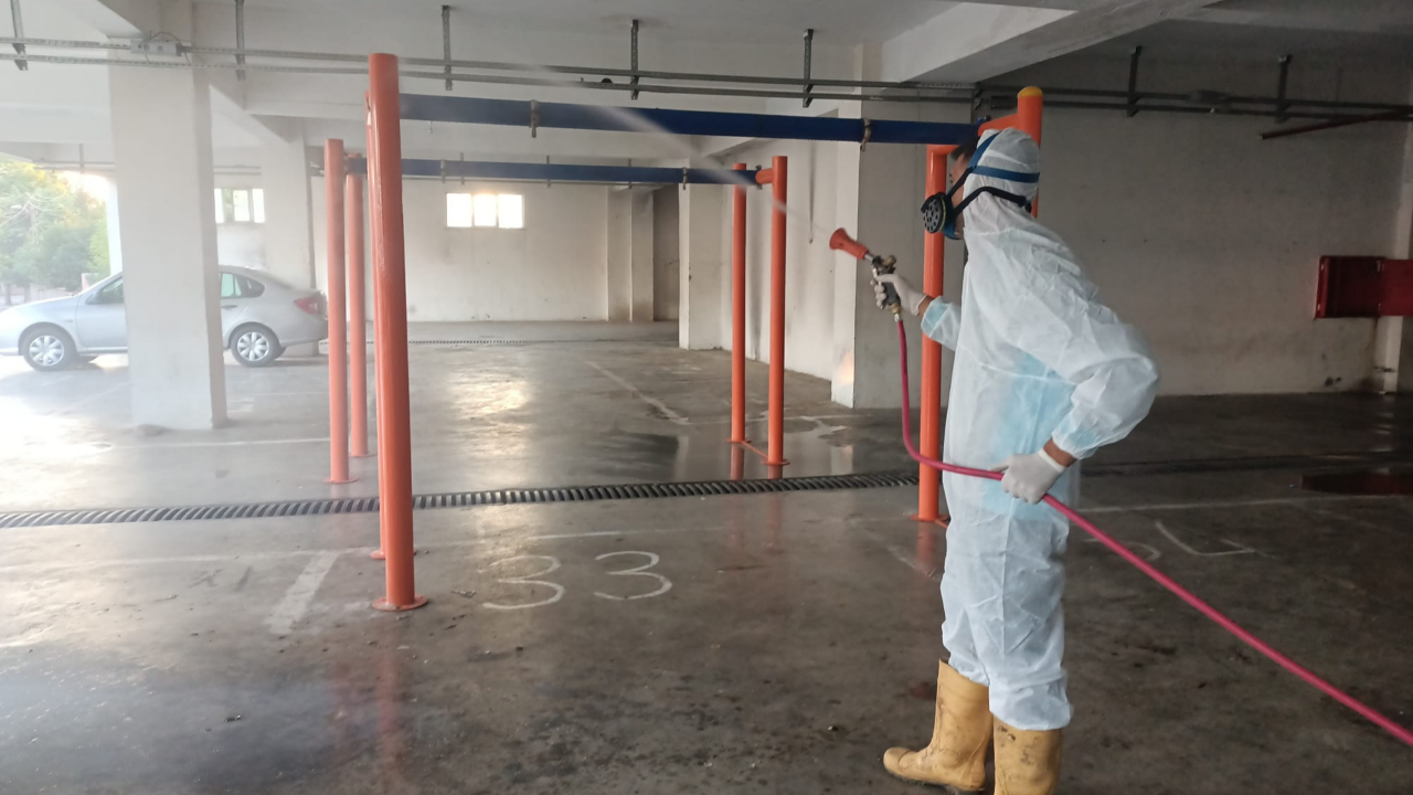 Daha Temiz Çevre İçin Büyükşehir Ekipleri Sahada