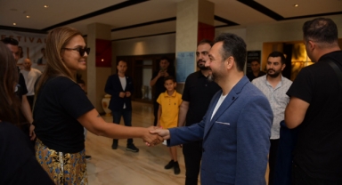 Demet Akalın, Elbistan Lavanta Vadisi’ne hayran kaldı