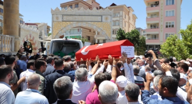 Eski Milletvekili Ali Sezal Toprağa Verildi