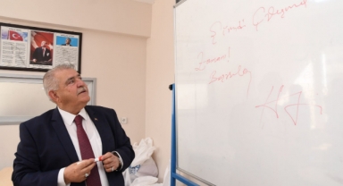Onikişubat Belediyesi, üniversite tercihlerinde de öğrencilerin yanında