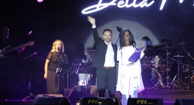 Della Miles’in ‘Dom dom kurşunu’ Elbistan’ı salladı
