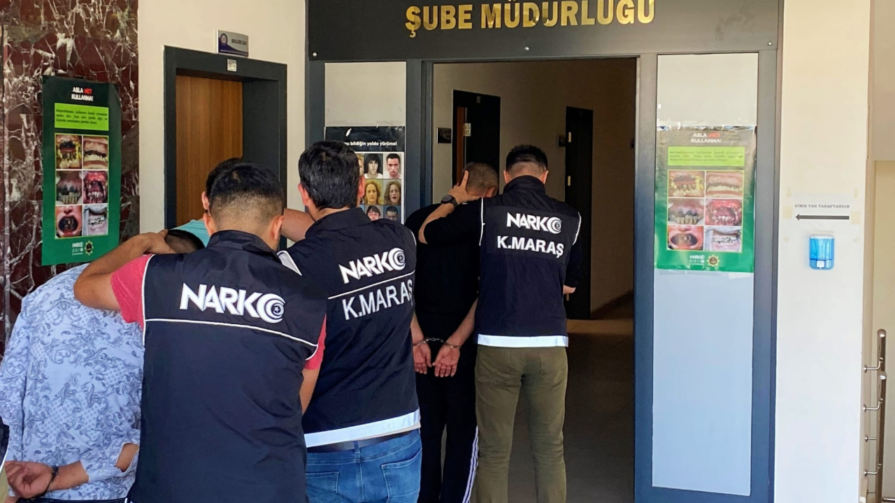 Elbistan’da uyuşturucudan 8 kişi tutukland