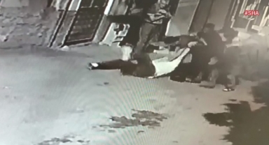 Kahramanmaraş’ta kavga anı kamerada