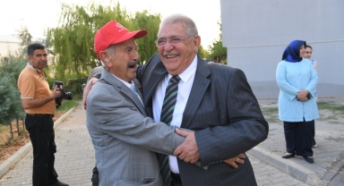 Onikişubat Belediyesi’nden huzurevi sakinlerine aşure ikramı