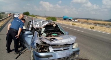 Osmaniye’de otomobil tıra arkadan çarptı: 2 ölü, 2 yaralı