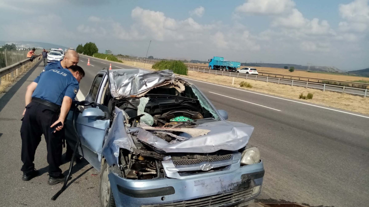 Osmaniye’de otomobil tıra arkadan çarptı: 2 ölü, 2 yaralı