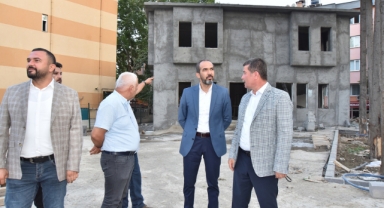 Özdemir; Türkoğlu, Osman Okumuş Başkan ile Birlikte Çok Güzel Bir Şehre Dönüştü
