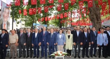 AİLE VE SOSYAL HİZMETLER BAKANIMIZ SAYIN DERYA YANIK, AİLEMİZİN ÇINARLARI YAYLA SONU ŞENLİĞİNE KATILDI