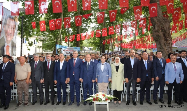 AİLE VE SOSYAL HİZMETLER BAKANIMIZ SAYIN DERYA YANIK, AİLEMİZİN ÇINARLARI YAYLA SONU ŞENLİĞİNE KATILDI