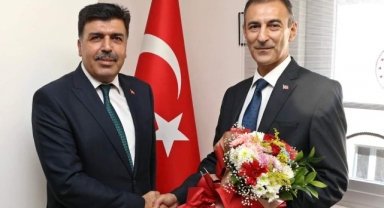 Dulkadiroğlu İlçe Milli Eğitim Müdürlüğünde Bayrak Değişimi
