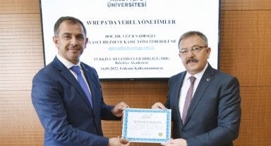 GÖKSUN BELEDİYESİ PERSONELLERİNE AVRUPA’DA YEREL YÖNETİMLER DERSİ VERDİ
