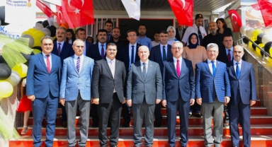 İLKÖĞRETİM HAFTASI YILDIRIM BAYAZIT İLKOKULU'NDA KUTLANDI