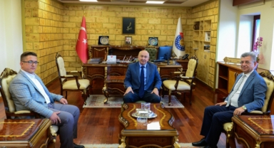 Kahramanmaraş Milletvekili Prof. Dr. Sefer Aycan’dan Rektör Yasım’a Hayırlı Olsun Ziyareti