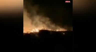 Kahramanmaraş’ta firez yangını geceyi gündüze çevirdi