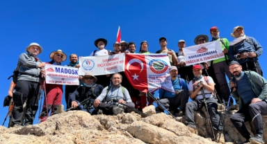 -Kahramanmaraşlı dağcılar Aladağlar tırmanışı öncesi Berit zirvesi yaptı
