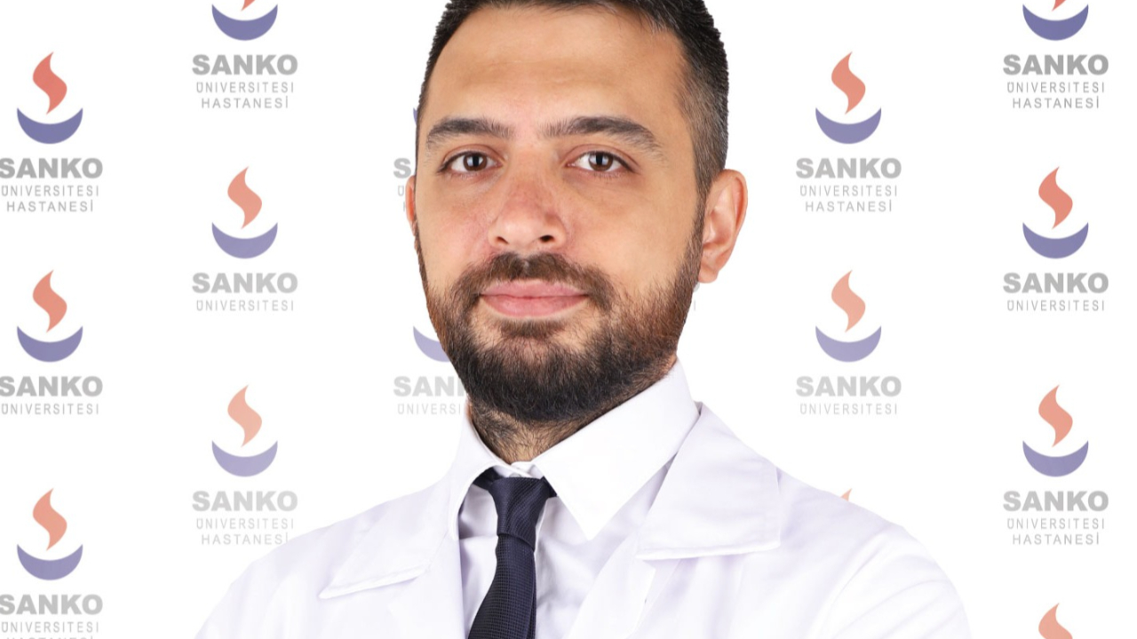 PSİKİYATRİ UZMANI DR. ÖĞR. ÜYESİ SÜLEYMAN DÖNMEZLER SANKO’DA