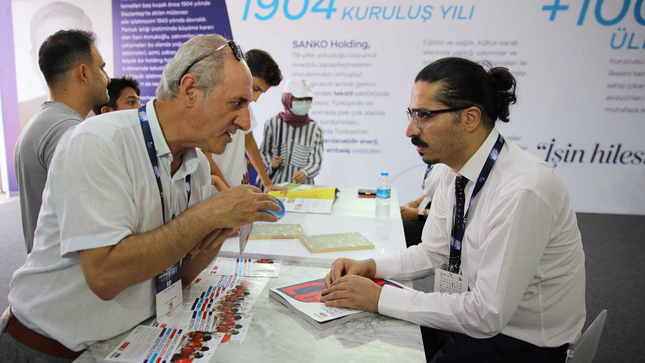 SANKO’NUN SPONSORLUĞUNU ÜSTLENDİĞİ TEKNOFEST ÇEVRE VE ENERJİ TEKNOLOJİLERİ YARIŞMASINDA ÇEVRECİ PROJELER SERGİLENİYOR