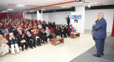 Başkan Mahçiçek, KYK Kız Öğrenci Yurdu’nda gençlerle bir araya geldi, doğum günü kutladı