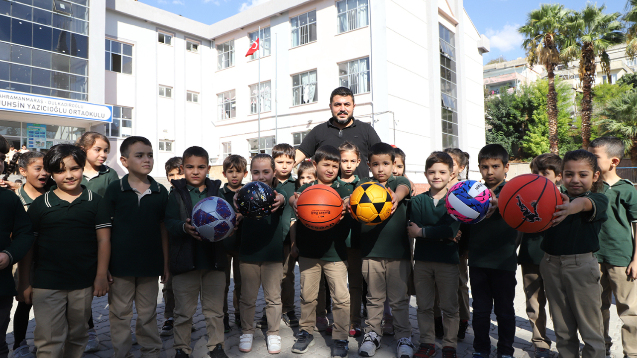 DULKADİROĞLU’NDAN, ATIK PİL TOPLAYAN ÖĞRENCİLERE HEDİYE