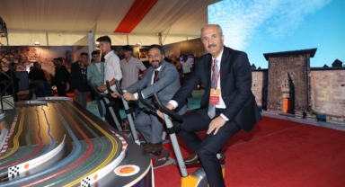 Elbistan Belediyesi, Cumhurbaşkanı Recep Tayyip Erdoğan tarafından açılışı yapılan Tam Bana Göre Festival’de yerini aldı.