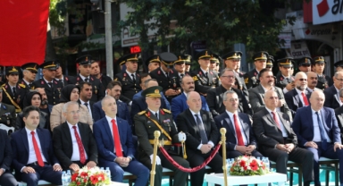 Kahramanmaraş’ta Cumhuriyet coşkusu