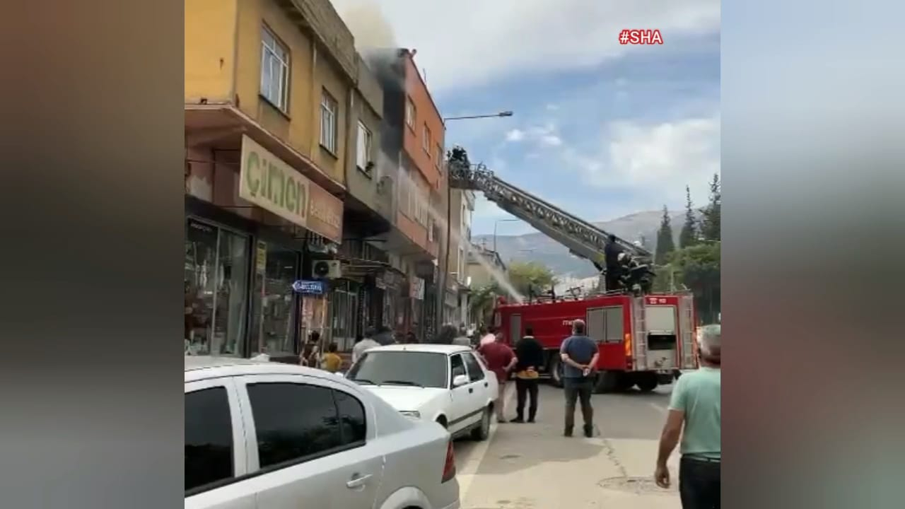 Kahramanmaraş’ta ikamet yangını