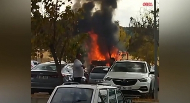 -Kahramanmaraş’ta park halindeki araç alev aldı