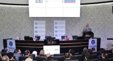 -Mahir Ünal, genç iş insanlarıyla bir araya geldi