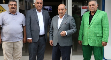 Mehmet Kanbur’dan Başkan Kuybu’ya tebrik ziyareti