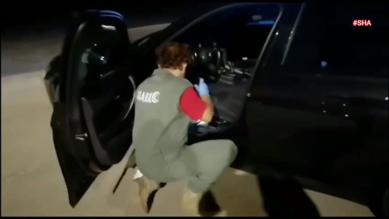 Polisin dikkatinden kaçamadılar