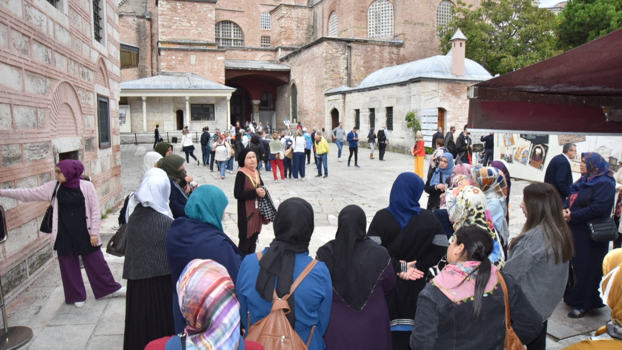 Türkoğlu’lu hanım sultanlar İstanbul'u Doya doya gezdi