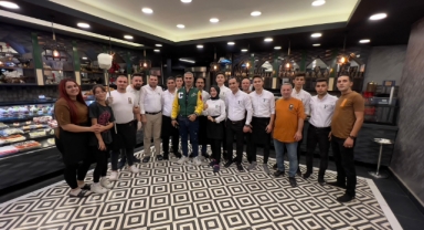 Ünlü Sanatçı Doğuş’tan Kahramanmaraş Dondurmasına Tam Not